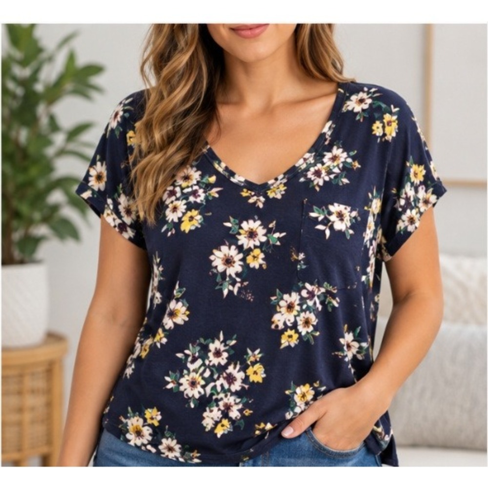 Maurices 24/7 Navy Blue Floral Pocket T-Shirt Plus Size 2x_230